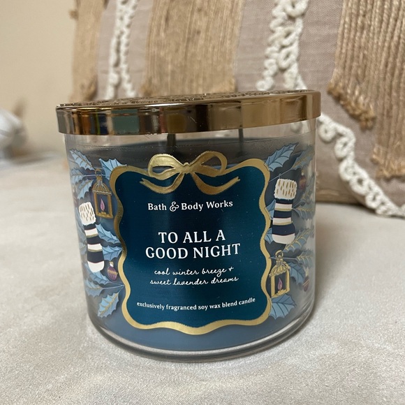 To All A Good Night Bath and Body Works 3 Wick Candle - Picture 1 of 3